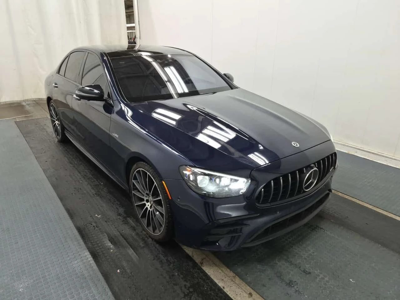 Mercedes-Benz E 53 AMG CARFAX, снимка 2 - Автомобили и джипове - 55539950
