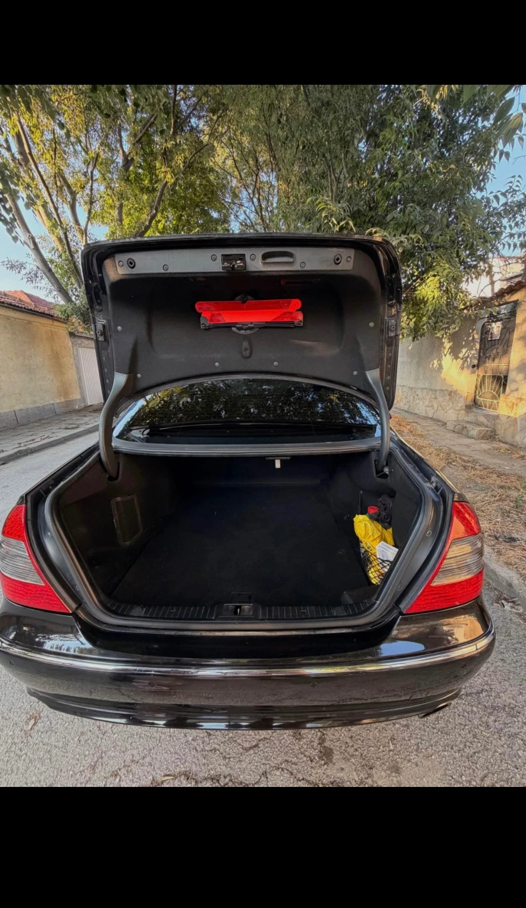 Mercedes-Benz E 320, снимка 6 - Автомобили и джипове - 55589325