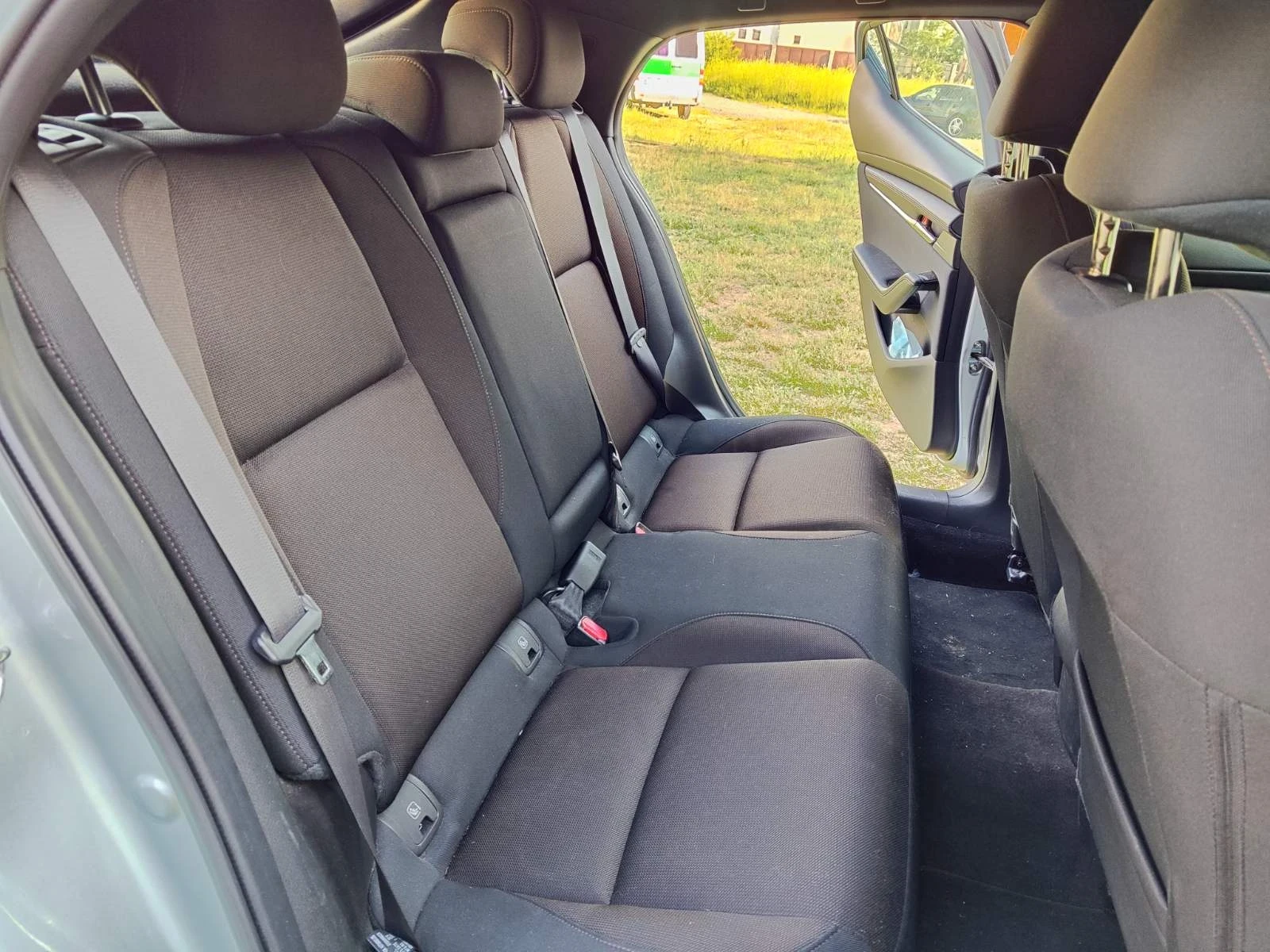 Mazda 3 | Mobile.bg � ����������� 10