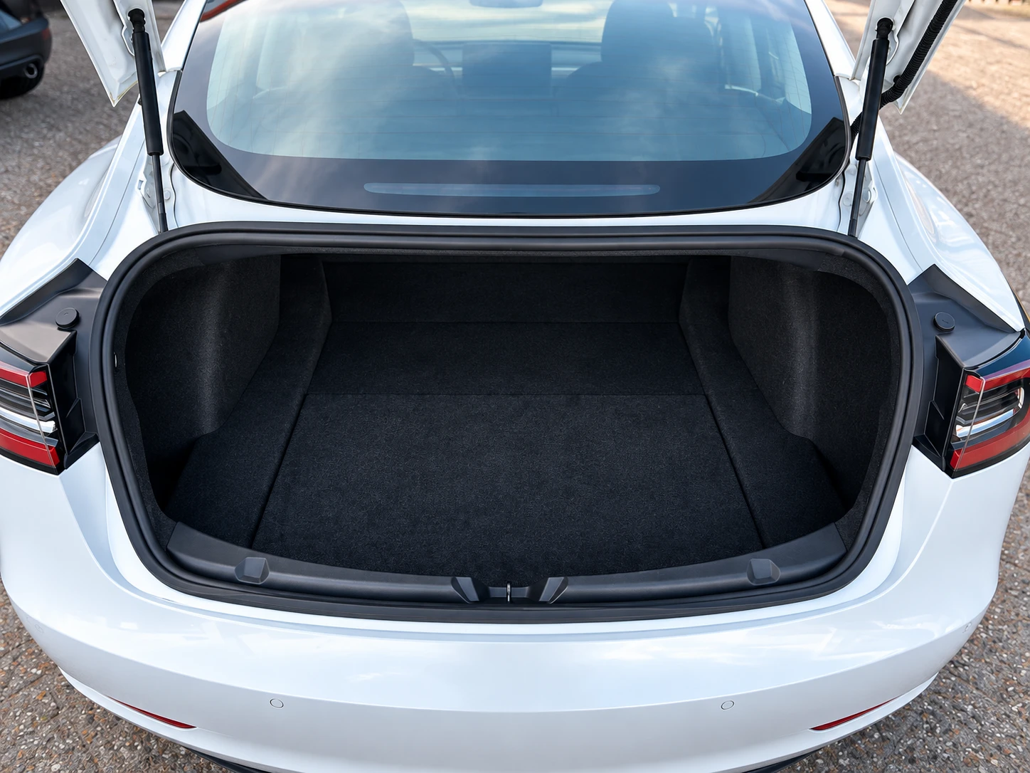 Tesla Model 3 SR+ | AUTOPILOT | 306 к.с. | 2 ключа | ЛИЗИНГ, снимка 12 - Автомобили и джипове - 56387649