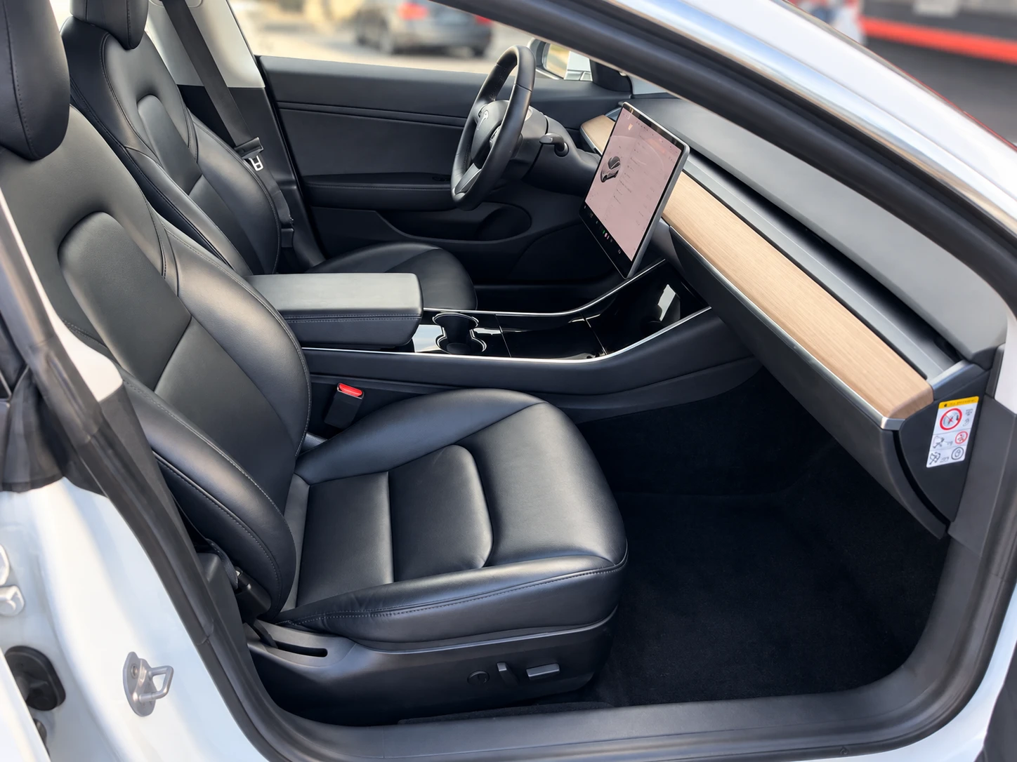 Tesla Model 3 SR+ | AUTOPILOT | 306 к.с. | 2 ключа | ЛИЗИНГ, снимка 9 - Автомобили и джипове - 56387649
