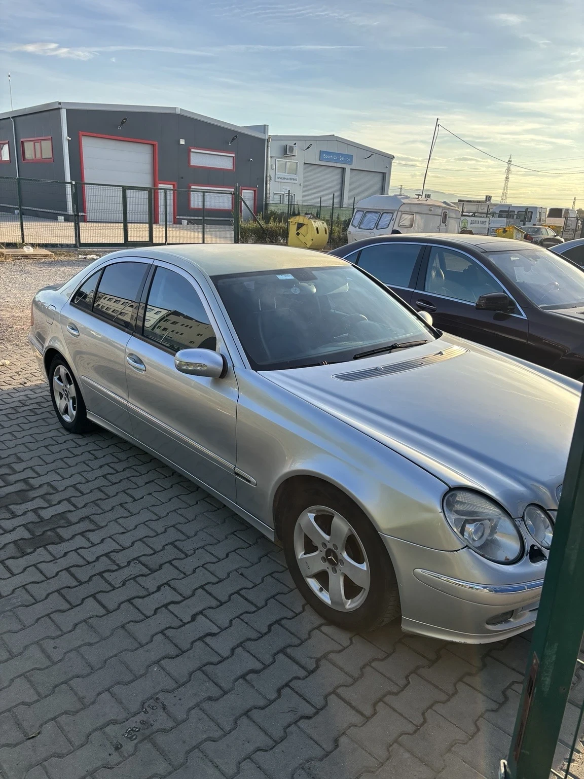 Mercedes-Benz E 320, снимка 7 - Автомобили и джипове - 56447744