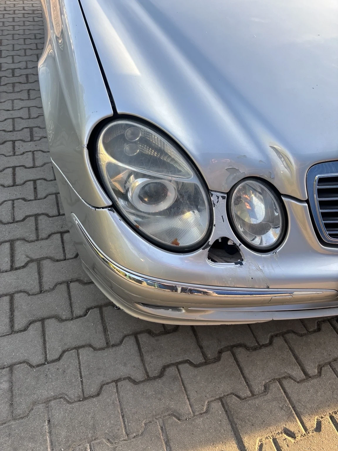 Mercedes-Benz E 320, снимка 8 - Автомобили и джипове - 56447744