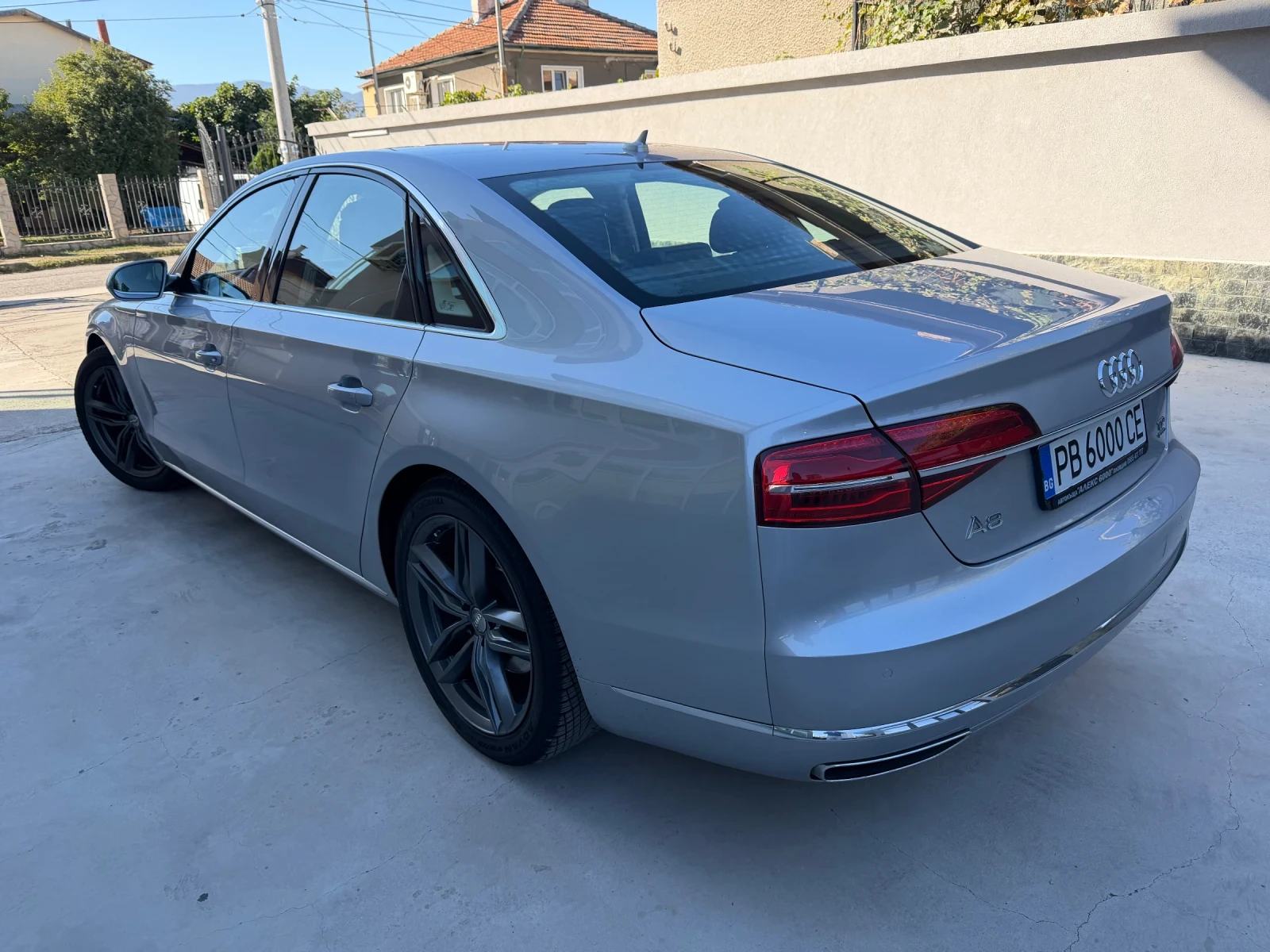 Audi A8, снимка 6 - Автомобили и джипове - 56586531