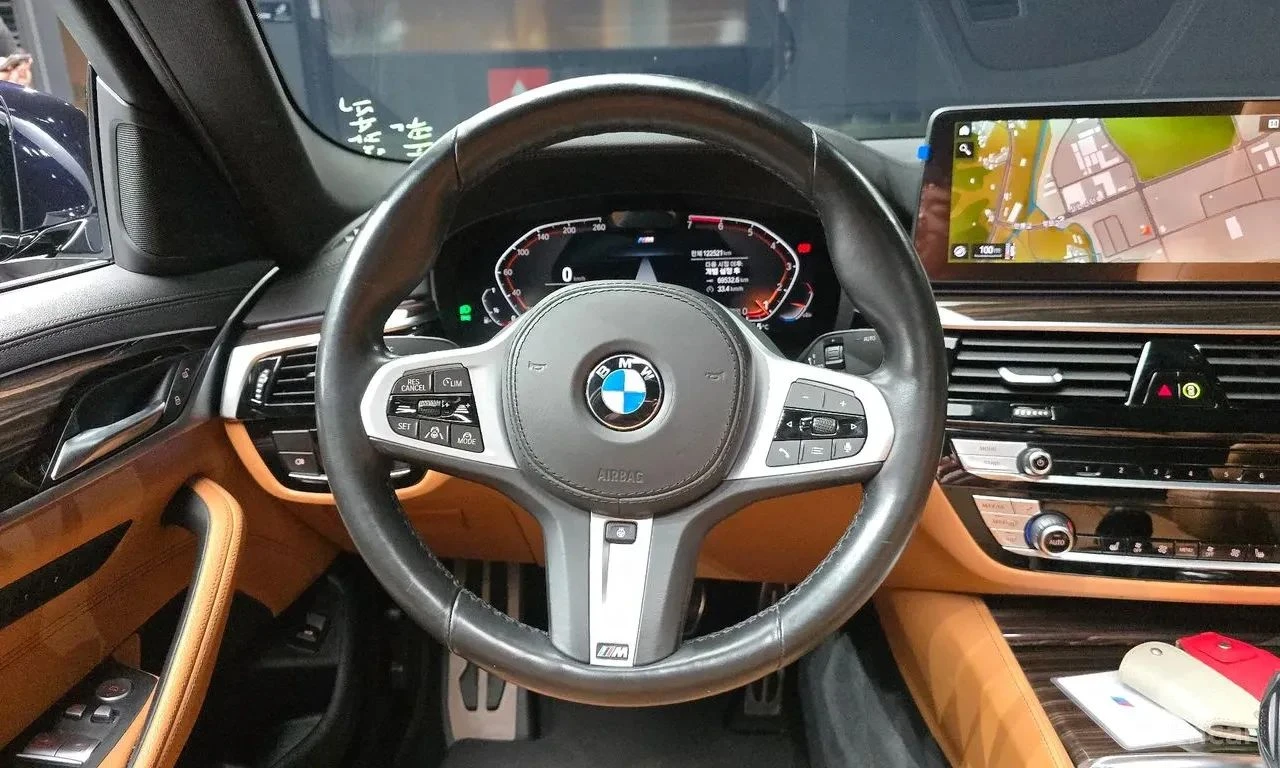 BMW 520, снимка 10 - Автомобили и джипове - 56724227