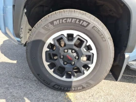 Toyota 4runner DISTRONIC| HUD| PANO| LANE ASSIST| 2 КЛЮЧА| , снимка 5