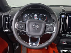 Volvo XC40 T4 R-Design, снимка 12