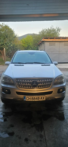     Mercedes-Benz ML 320