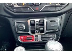 Jeep Wrangler * V6 /Rock Trac 4x4 /Blind spot monitoring/Adaptiv - 35700 € / 69823.13 лв. - 61963366 14