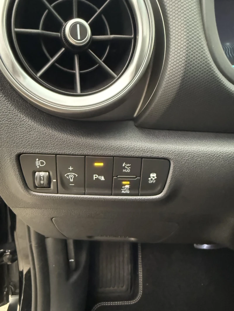 Hyundai Kona 64KWh/PRIME/ГАРАНЦИЯ/SOH100%/23000km, снимка 13 - Автомобили и джипове - 52654835