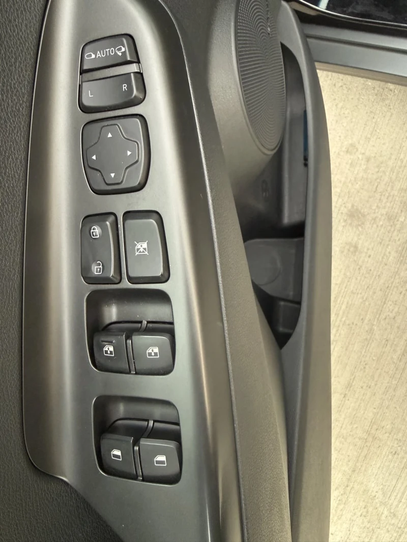 Hyundai Kona 64KWh/PRIME/ГАРАНЦИЯ/SOH100%/23000km, снимка 14 - Автомобили и джипове - 52654835