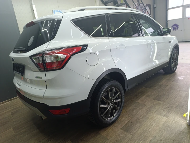 Ford Kuga 1.5 SCTi 2WD, снимка 5 - Автомобили и джипове - 52909676