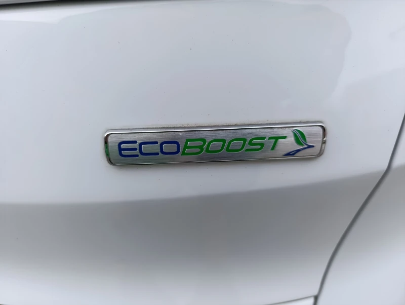 Ford Kuga 1.5 SCTi 2WD, снимка 16 - Автомобили и джипове - 52909676