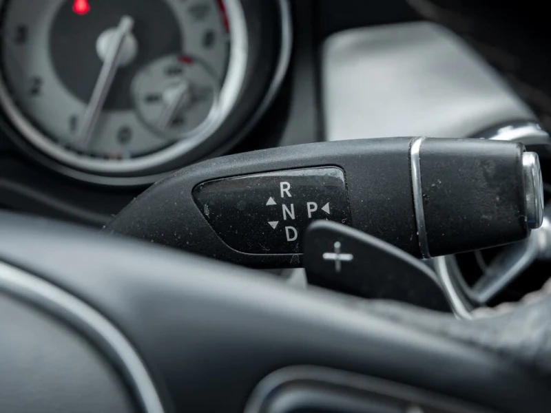 Mercedes-Benz GLA 250 4MATIC, снимка 8 - Автомобили и джипове - 53232754