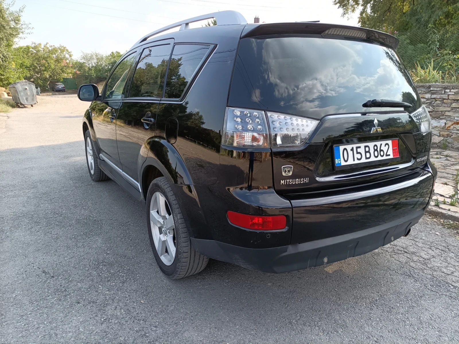 Mitsubishi Outlander 2.4 4?4 7местен - изображение 7
