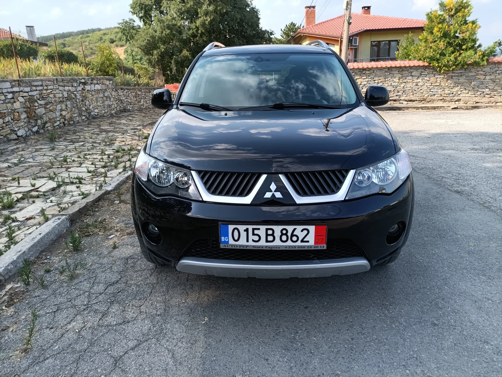 Mitsubishi Outlander 2.4 4?4 7местен - изображение 2
