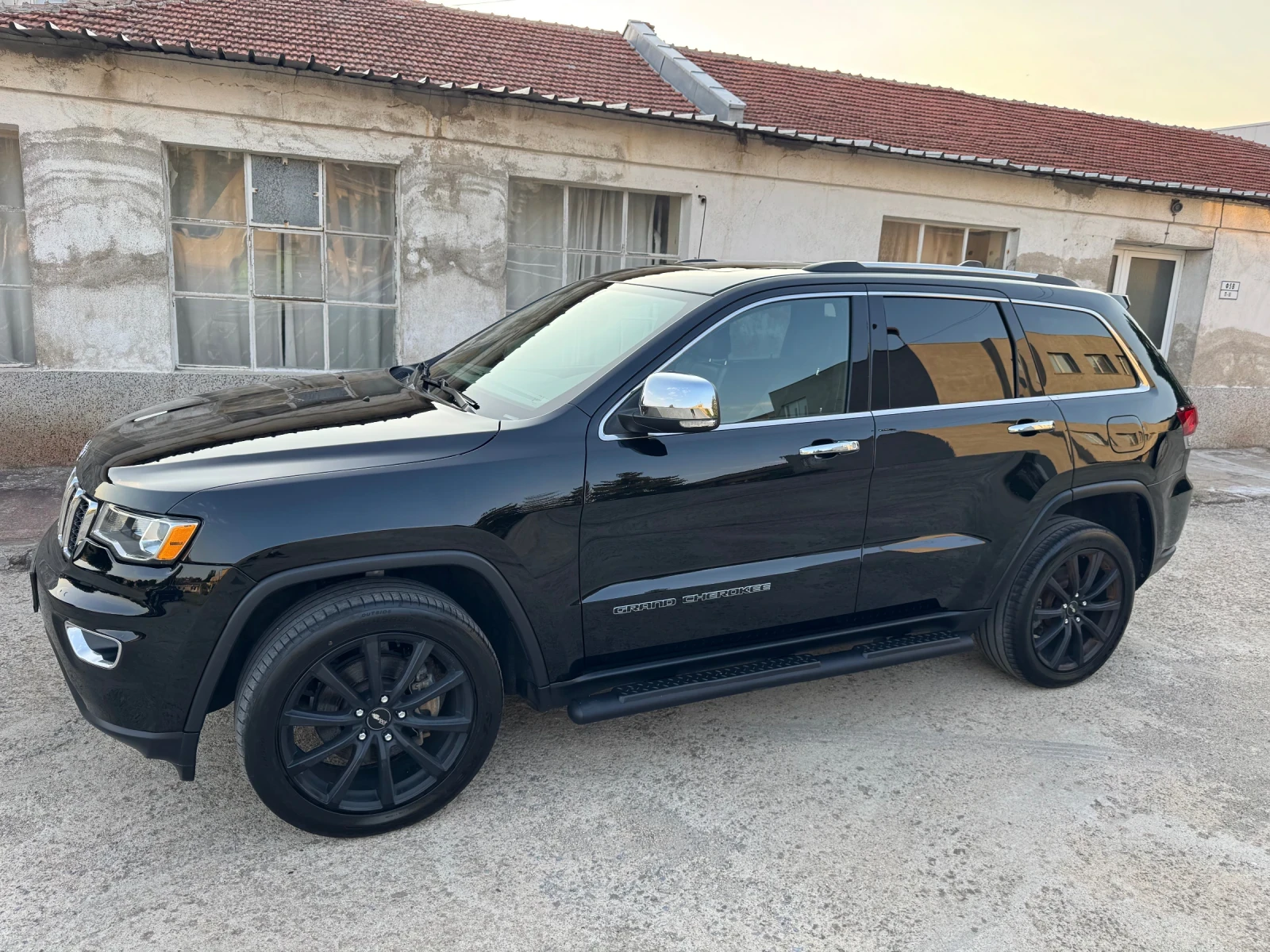 Jeep Grand cherokee 3.6 296 к.с LIMITED  - изображение 4