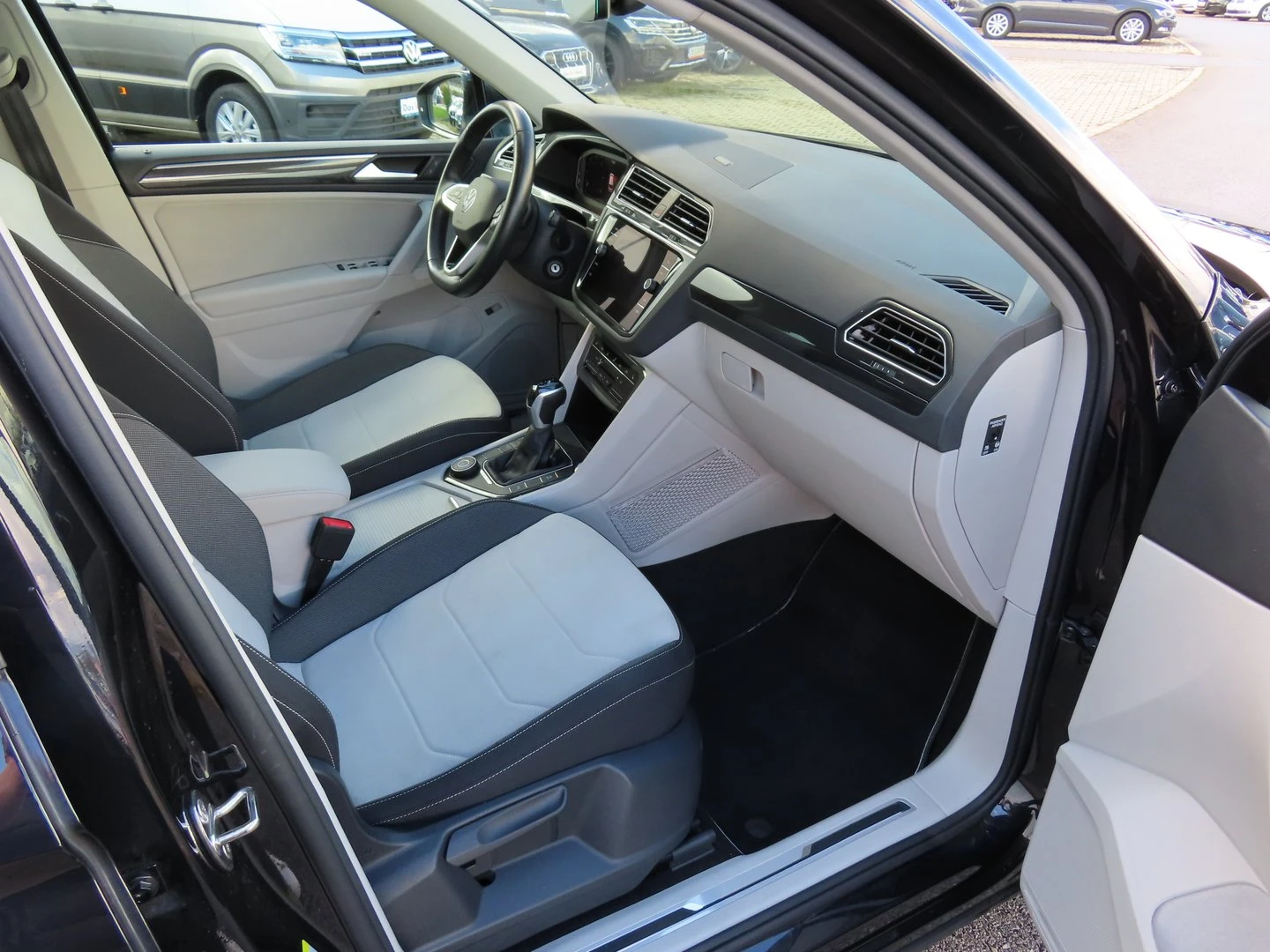 VW Tiguan Elegance 2.0 TDI SCR 4MOTION DSG - изображение 6