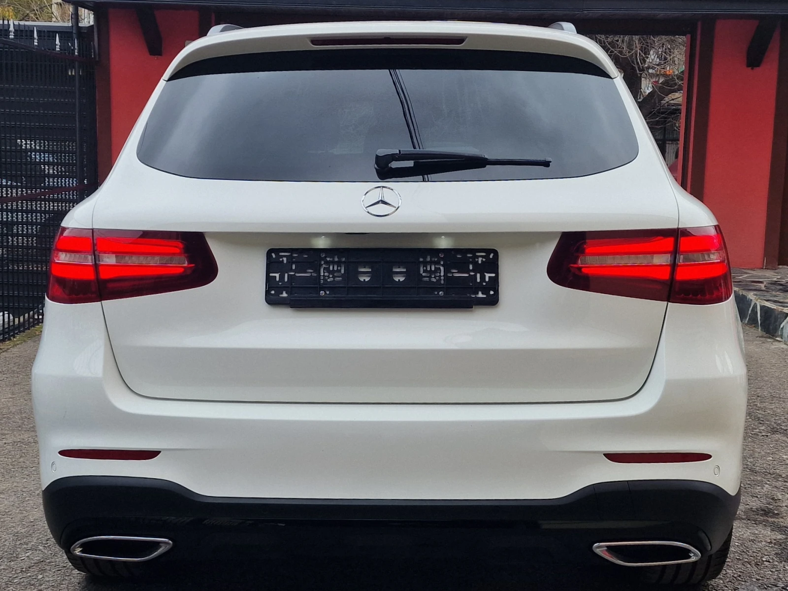Mercedes-Benz GLC 250 AMG-PANORAMA-CAMERA-LED-DISTRONIC-FULL | Mobile.bg   6