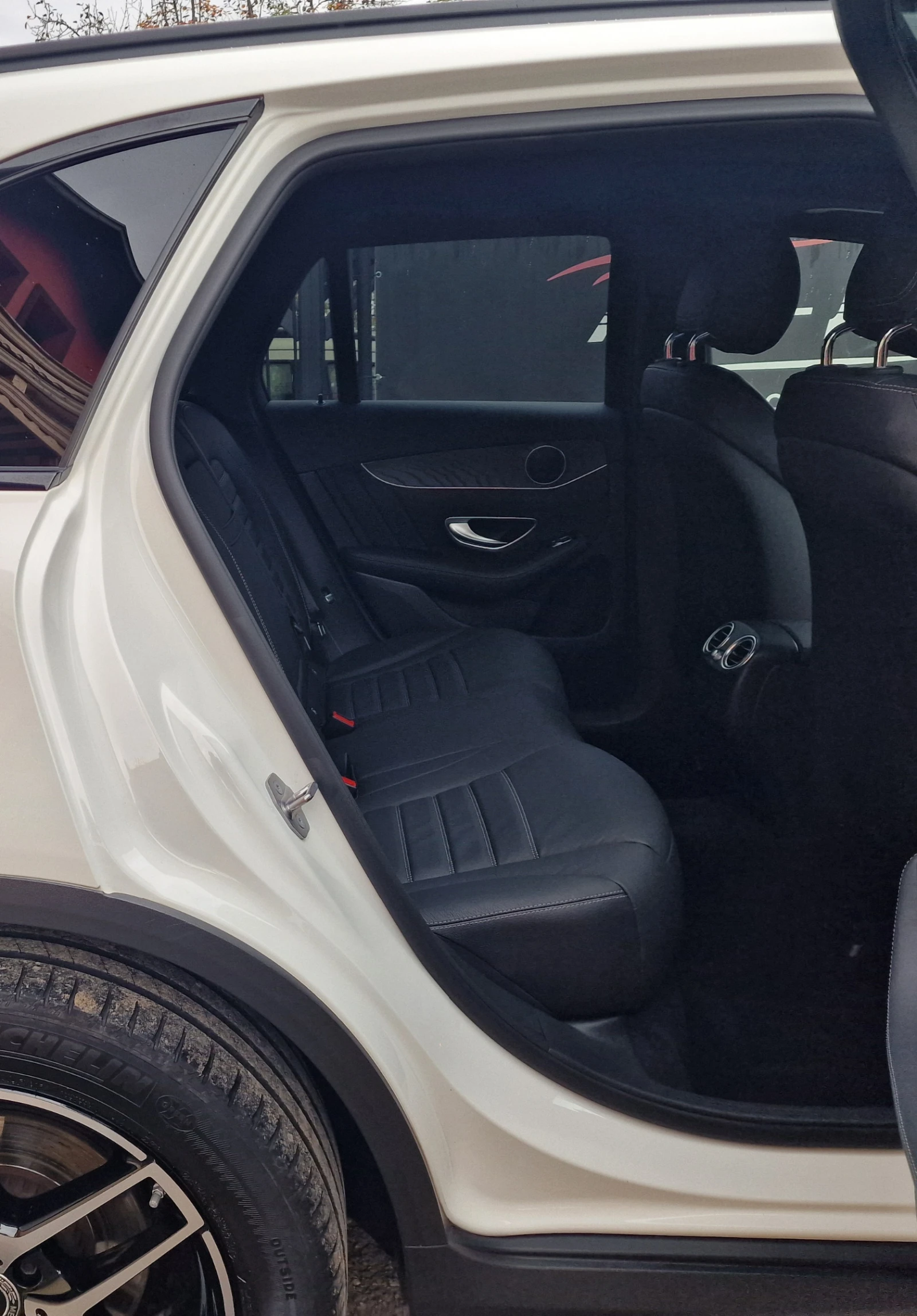 Mercedes-Benz GLC 250 AMG-PANORAMA-CAMERA-LED-DISTRONIC-FULL | Mobile.bg   12