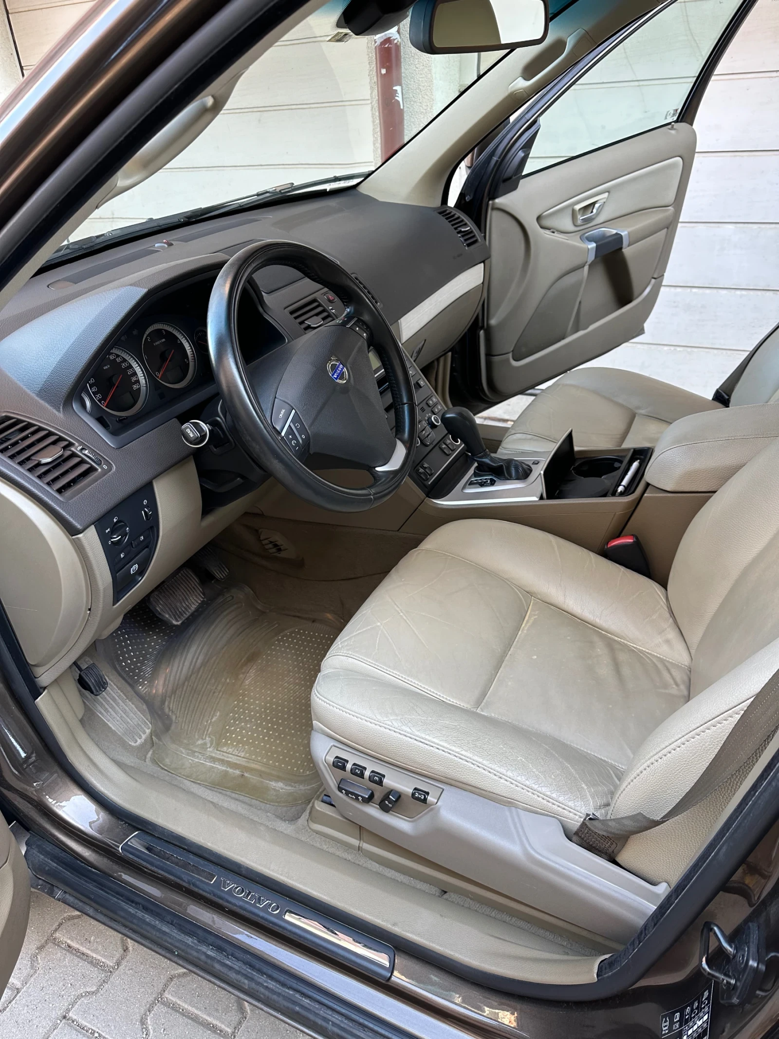 Volvo Xc90 от Moto Pfohe, 7 места, D5 AWD  - изображение 9