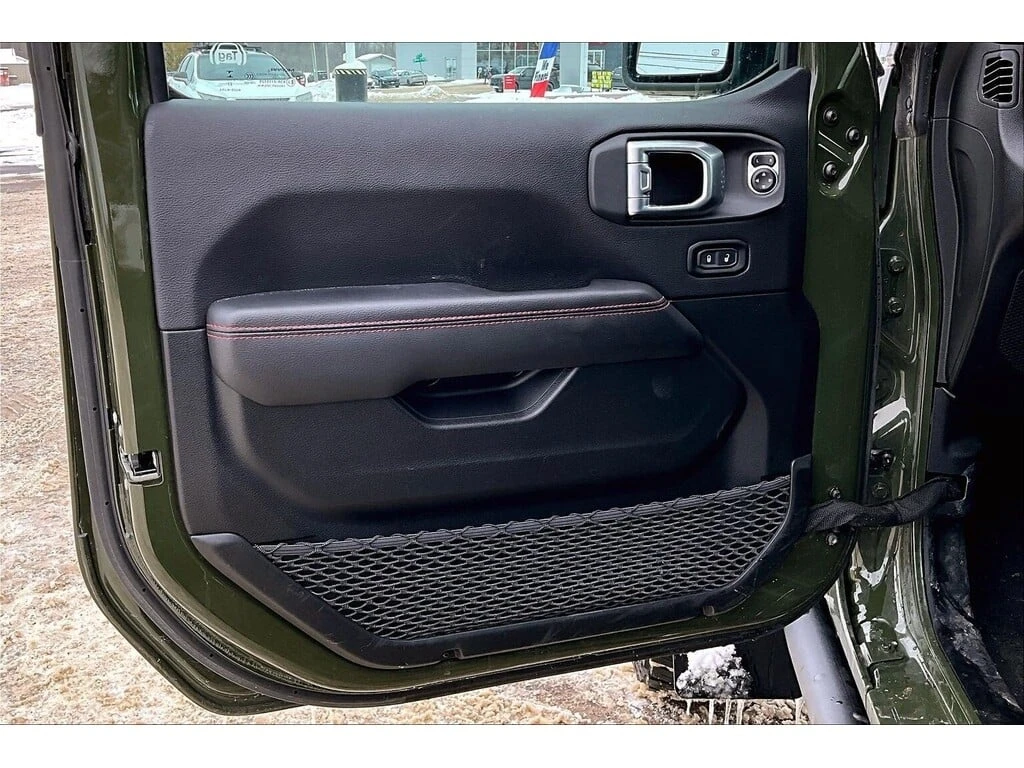 Jeep Wrangler * V6 /Rock Trac 4x4 /Blind spot monitoring/Adaptiv - изображение 2