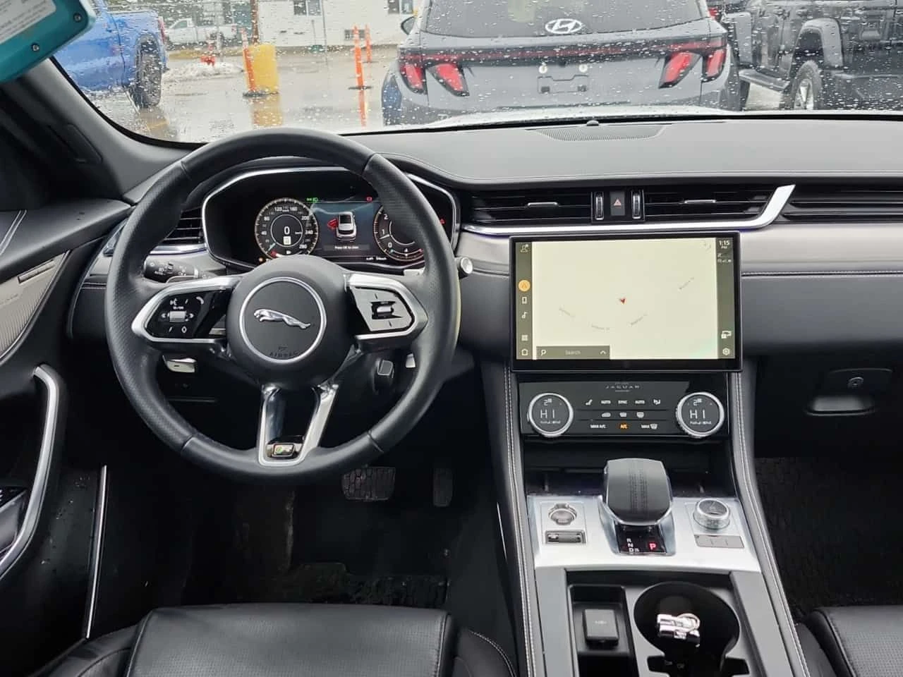 Jaguar F-PACE R DYNAMIC S  CARFAX, снимка 10 - Автомобили и джипове - 53825110