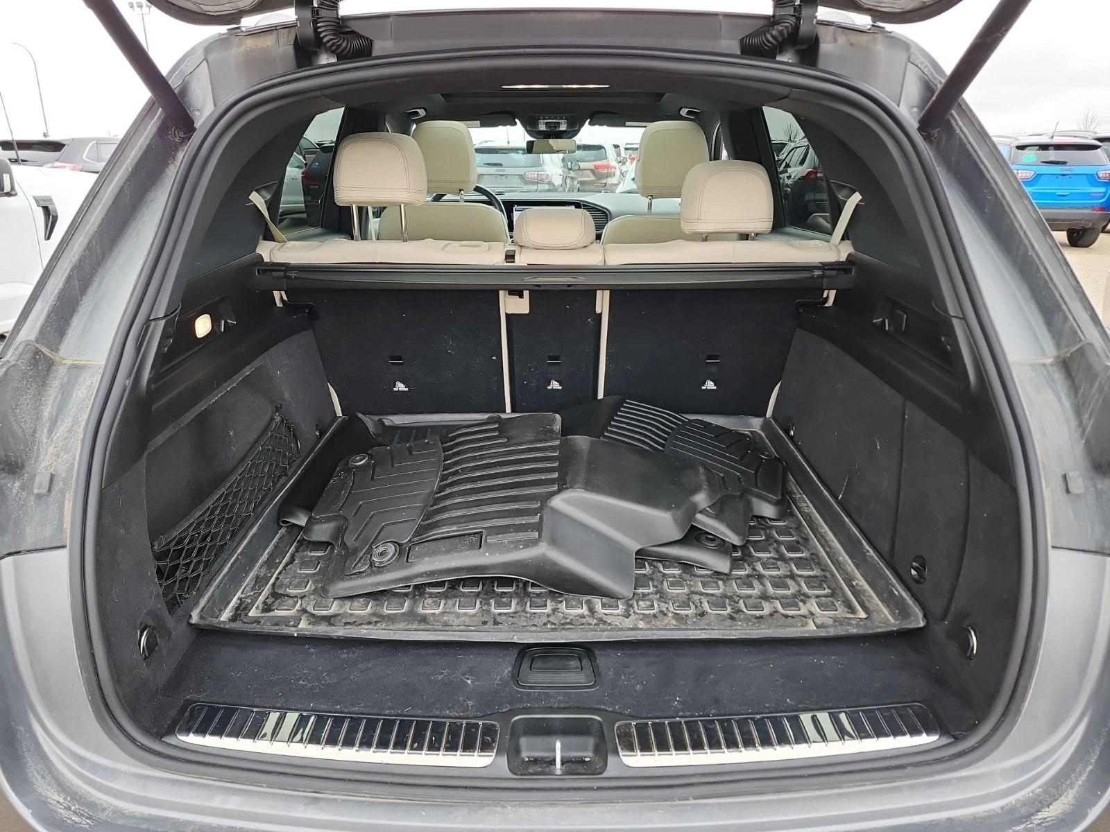 Mercedes-Benz GLE 350  4MATIC SUV, снимка 7 - Автомобили и джипове - 54399633