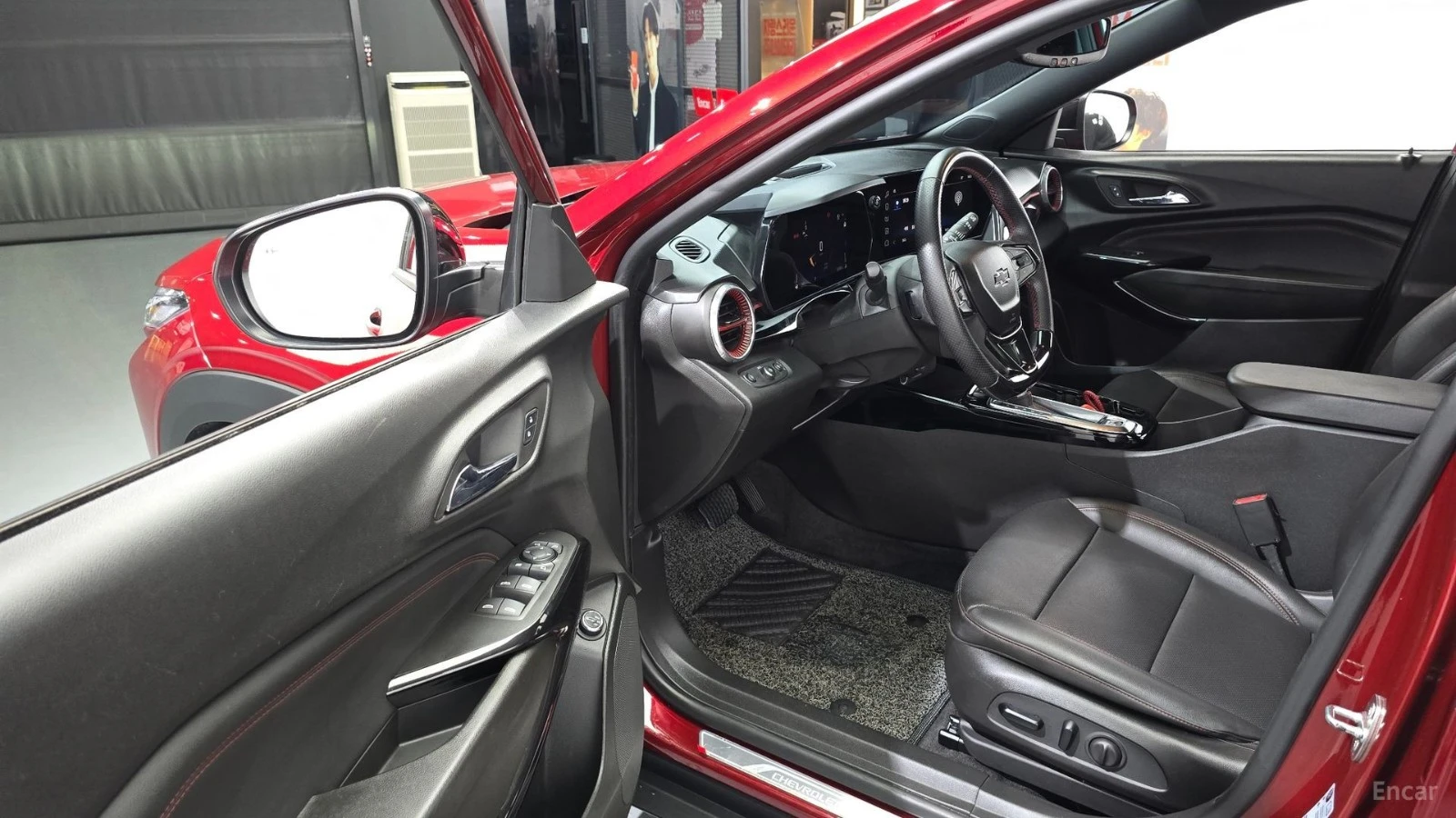 Chevrolet Trax 1.2* RS* ПОДГРЕВ* ОБДУХВАНЕ* КАМЕРА* КОЖА* , снимка 10 - Автомобили и джипове - 55628429