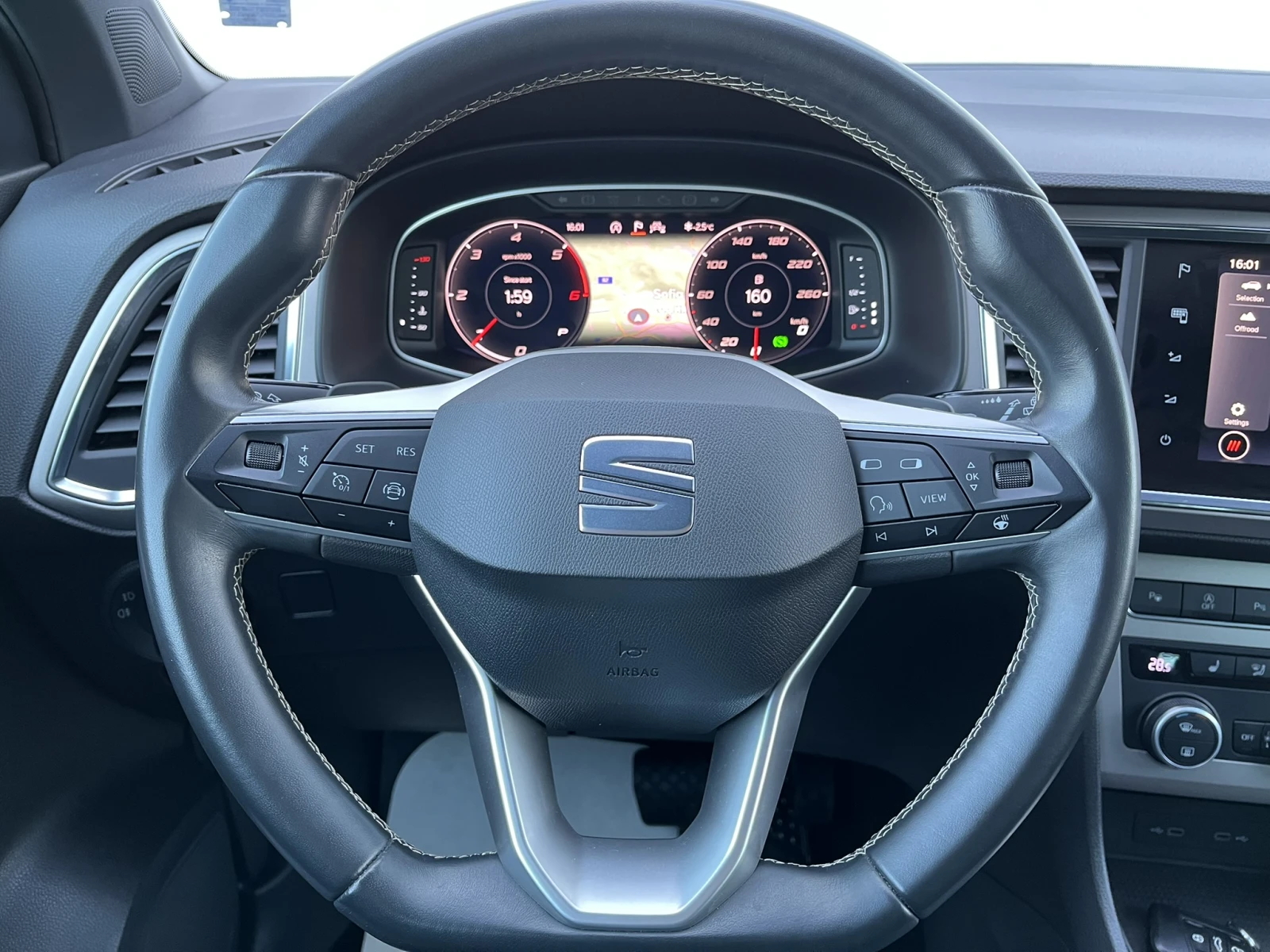Seat Ateca 2.0TDI/4Drive/DSG/FACELIFT/XPERIENCE от БГ!, снимка 10 - Автомобили и джипове - 55831824