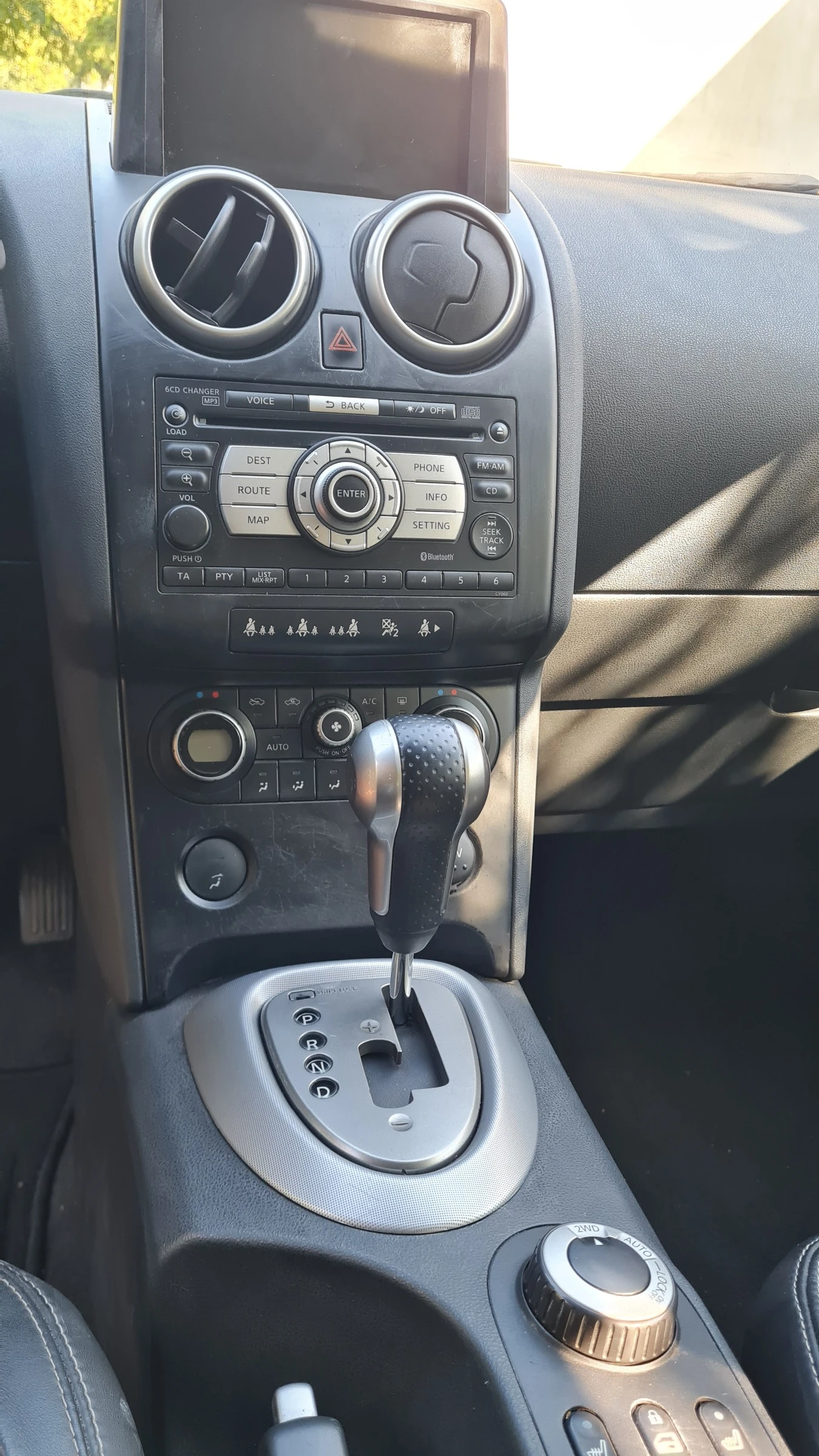 Nissan Qashqai J10, снимка 7 - Автомобили и джипове - 55987538
