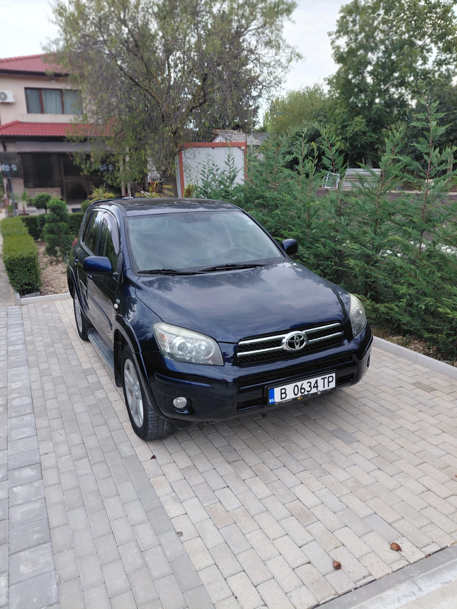 Toyota Rav4, снимка 2 - Автомобили и джипове - 56087914