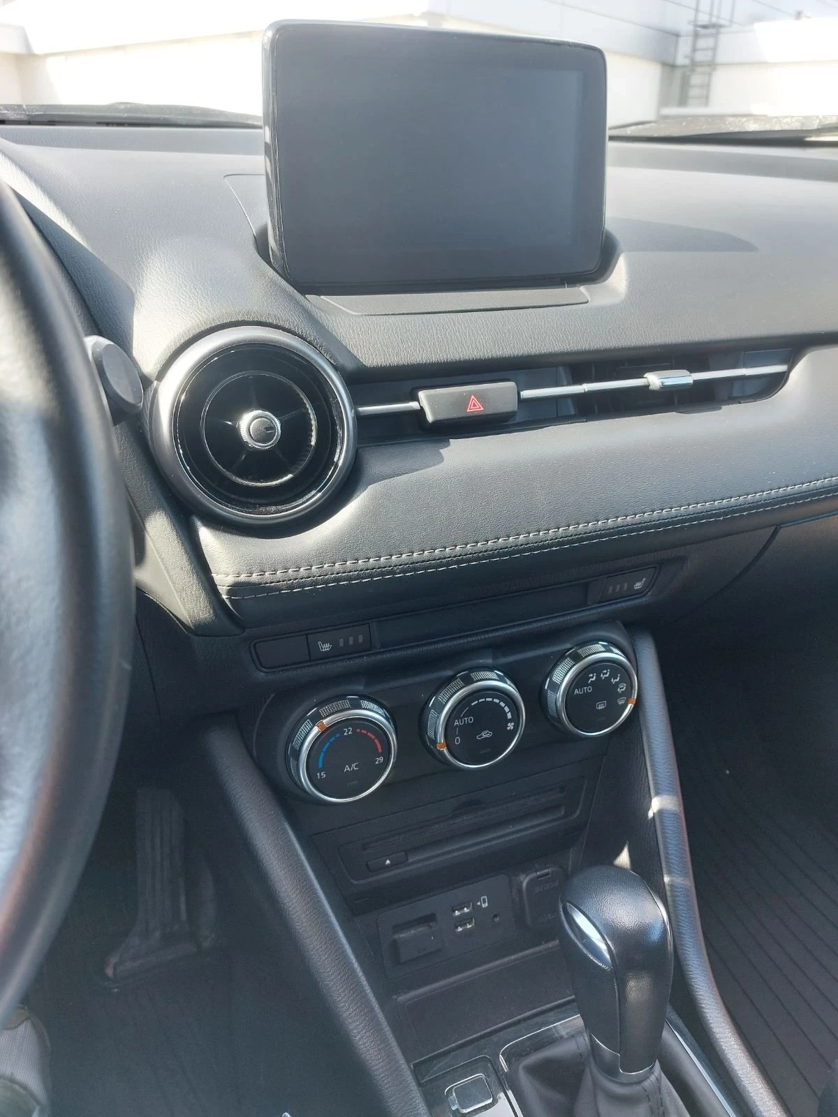 Mazda CX-3, снимка 5 - Автомобили и джипове - 56201087