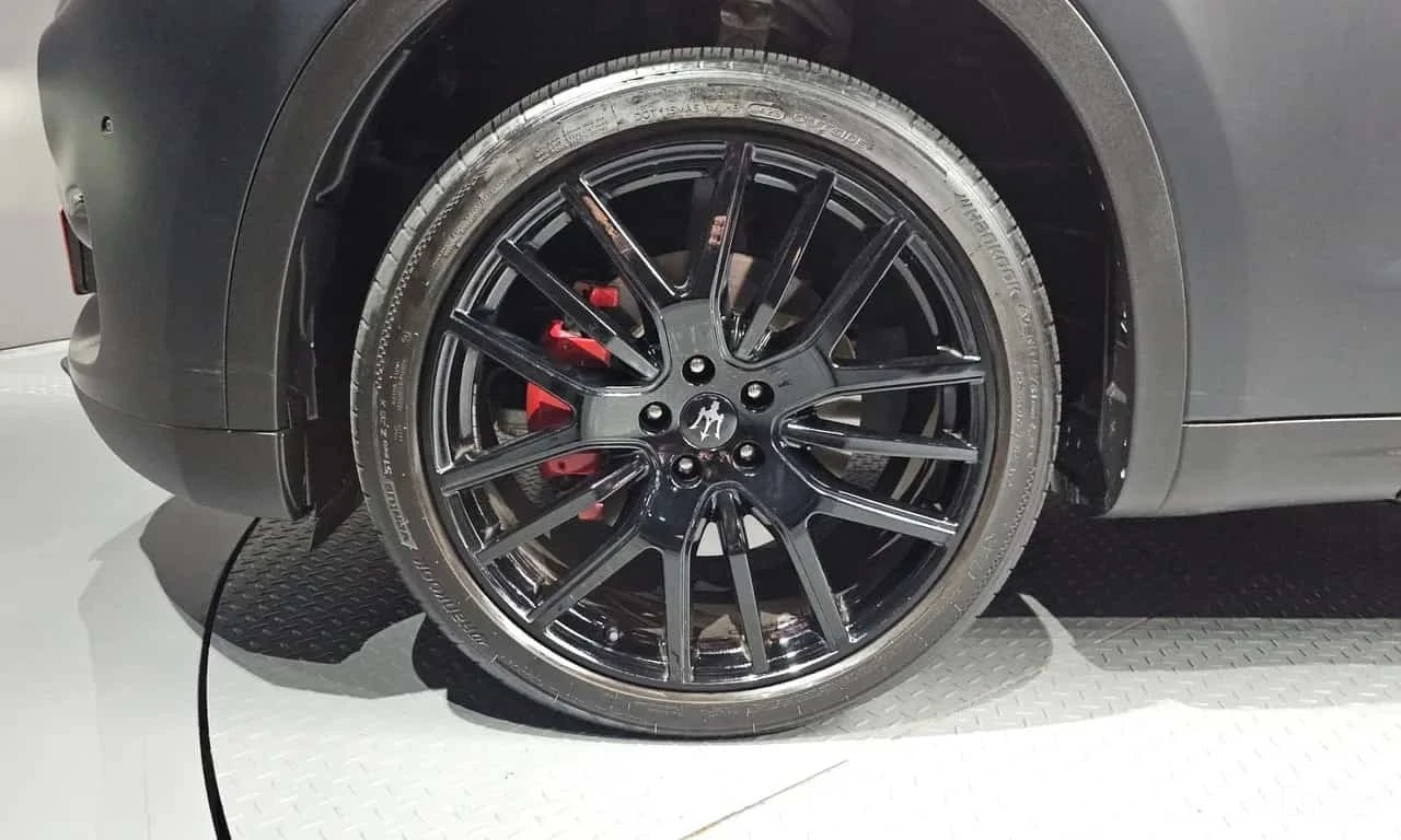 Maserati Levante * 3.0 AWD GranSport/ФИНАНСИРАНЕ, снимка 5 - Автомобили и джипове - 56301252