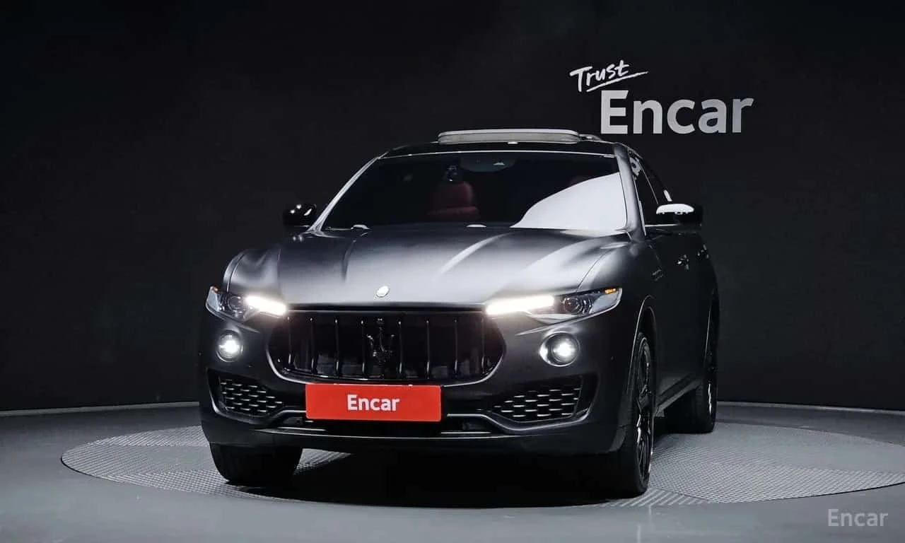 Maserati Levante * 3.0 AWD GranSport/ФИНАНСИРАНЕ, снимка 3 - Автомобили и джипове - 56301252