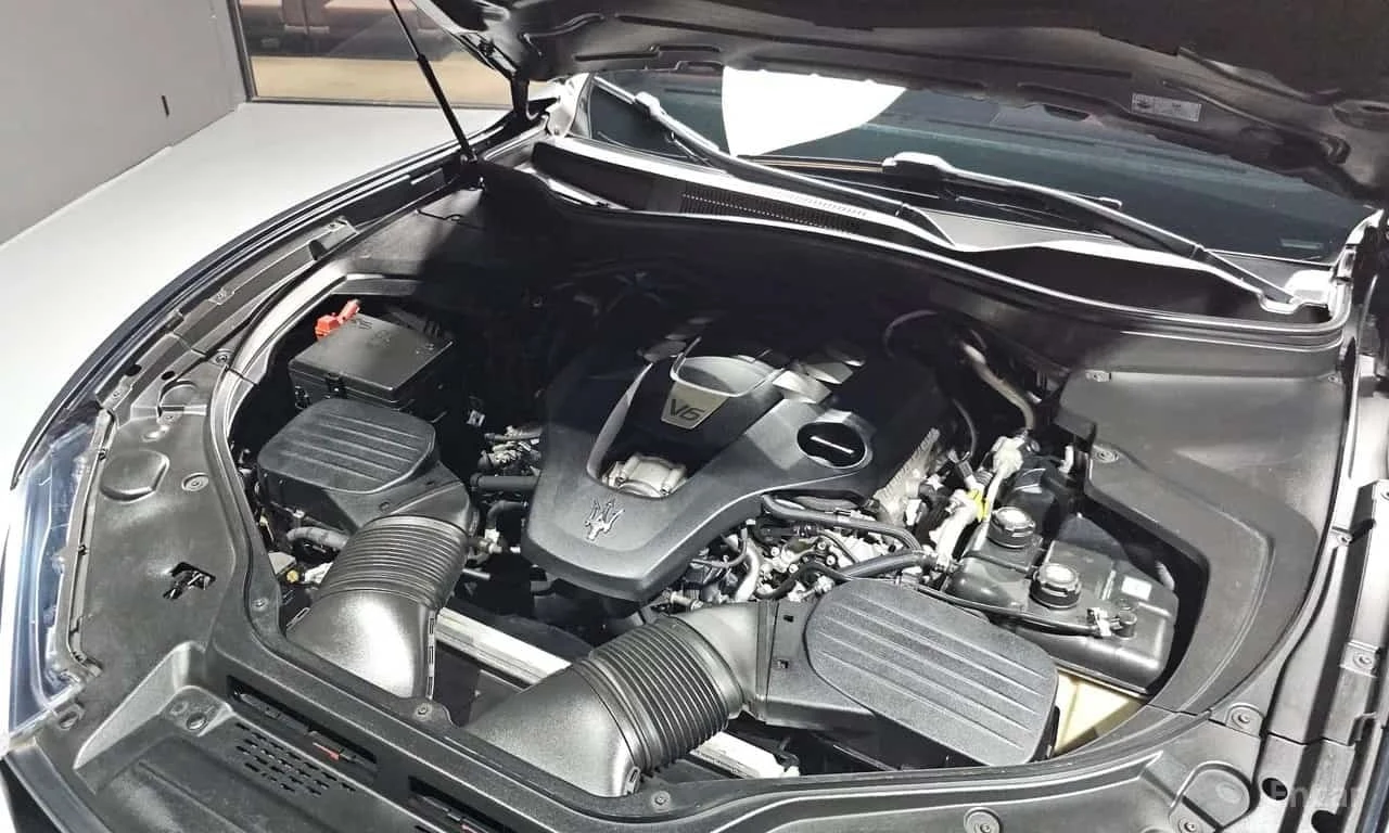 Maserati Levante * 3.0 AWD GranSport/ФИНАНСИРАНЕ, снимка 6 - Автомобили и джипове - 56301252