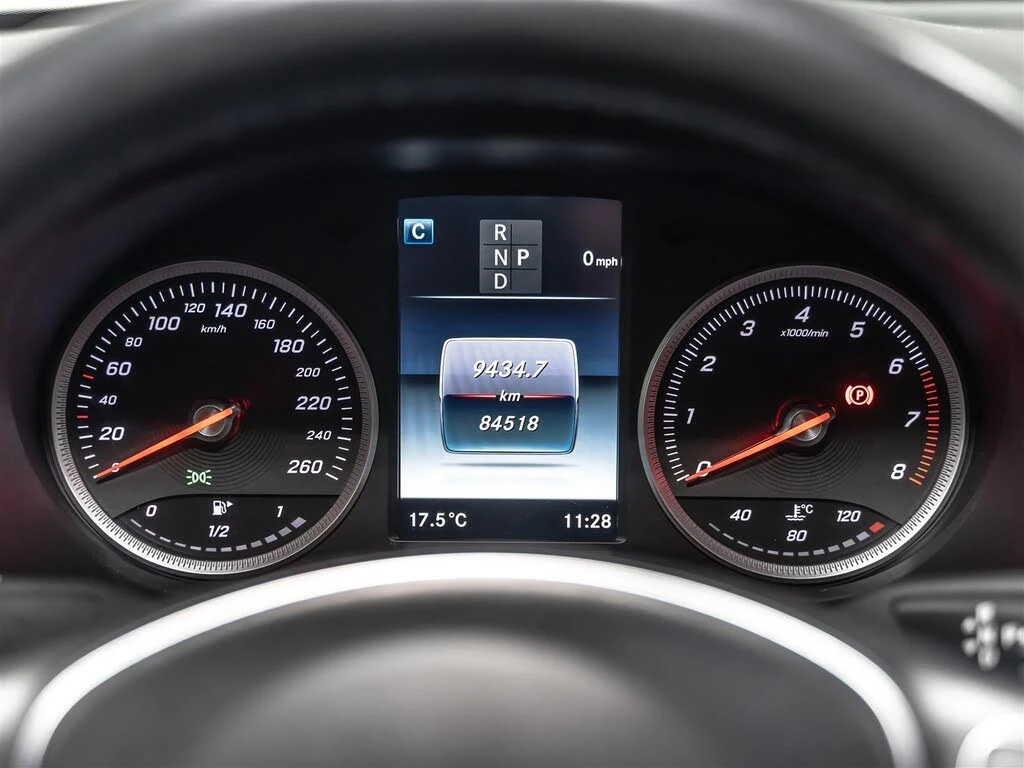 Mercedes-Benz GLC 300 COUPE | AMG LINE | 20  | , снимка 17 - Автомобили и джипове - 56330912