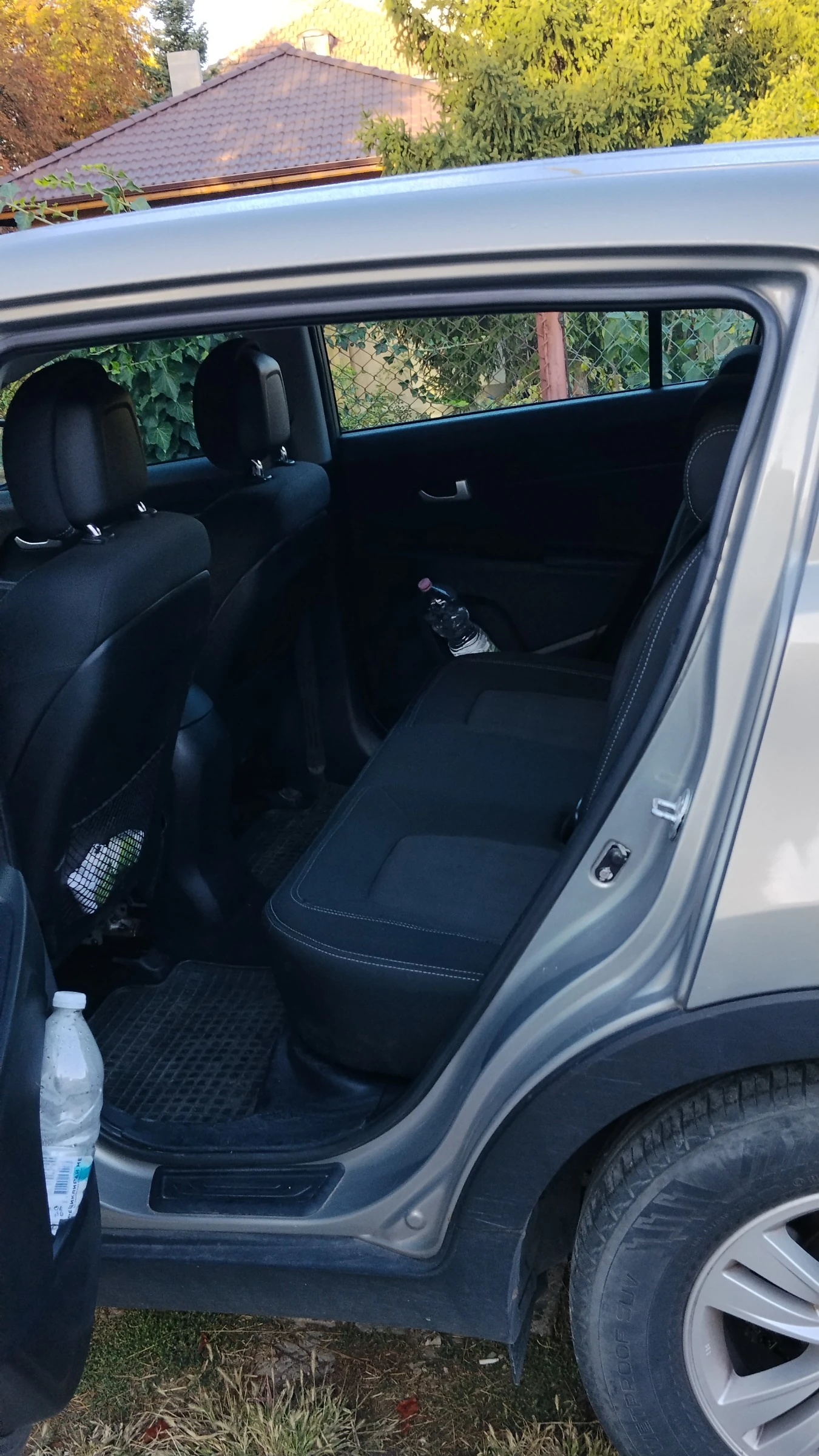 Kia Sportage, снимка 6 - Автомобили и джипове - 56378787