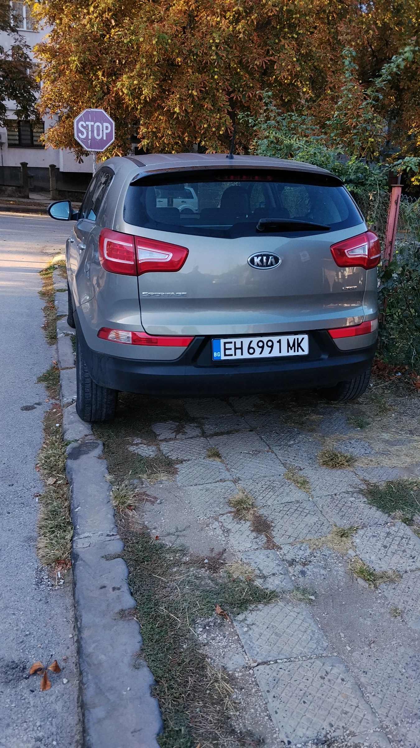 Kia Sportage, снимка 9 - Автомобили и джипове - 56378787
