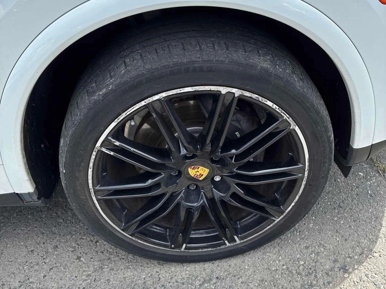 Porsche Cayenne, снимка 16 - Автомобили и джипове - 56737799