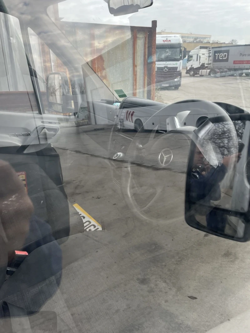 Mercedes-Benz Sprinter 313 Пътна Помощ, снимка 4 - Бусове и автобуси - 52896047