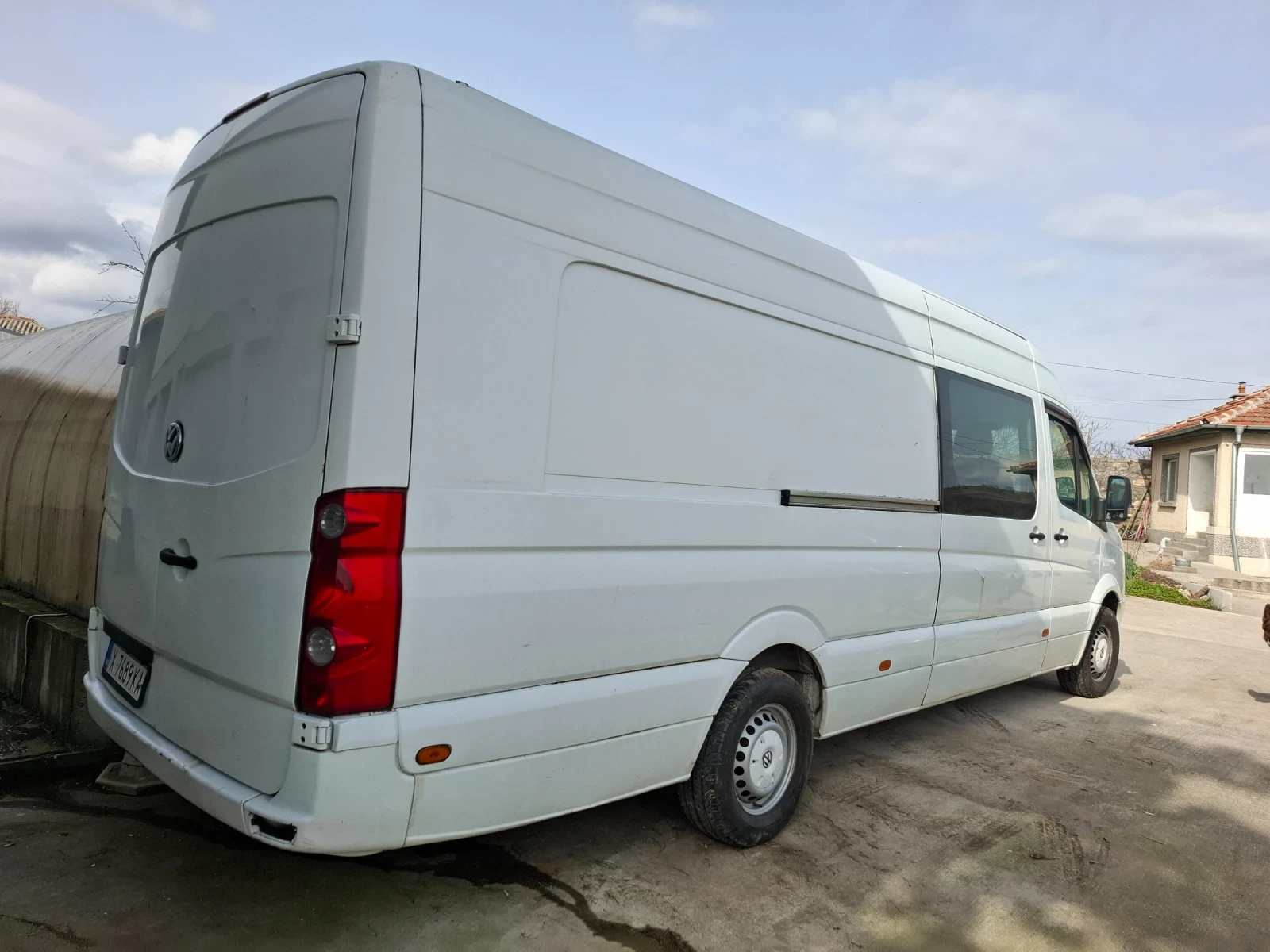 VW Crafter 2.5 TDI MAXI база 5-места, снимка 2 - Бусове и автобуси - 53898824