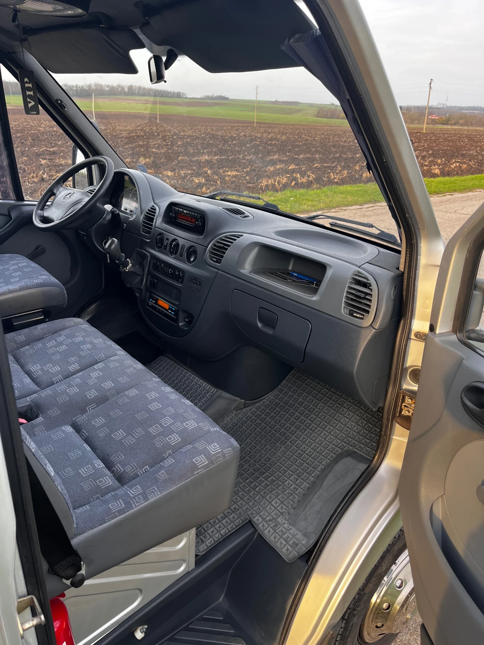 Mercedes-Benz 416  - изображение 8