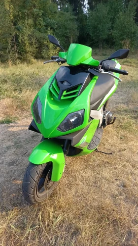 ����� �� �������� �� Derbi Gp-1 200
