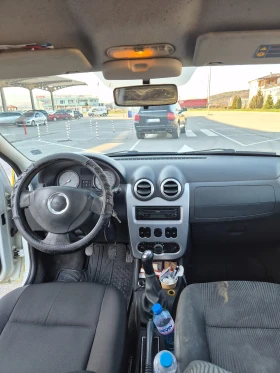 Dacia Logan * 1.6 Бензин-Газ * Много Запазен * 86 кс * Топ * , снимка 16
