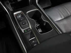 Honda Accord 2.0T SPORTS, снимка 9