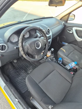 Dacia Logan * 1.6 Бензин-Газ * Много Запазен * 86 кс * Топ *  - 1900 € / 3716.08 лв. - 36529845 9