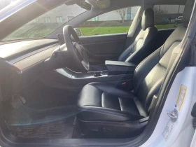 Tesla Model 3 CARPLAY/LONG RANGE/238HP/CAM/NAVI/75KWH/LED/ - 19500 € / 38138.68 лв. - 28314770 9