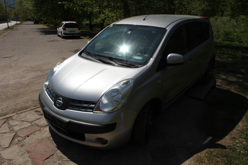 Nissan Note 1.3I НОВ ВНОС, снимка 3 - Автомобили и джипове - 47403609