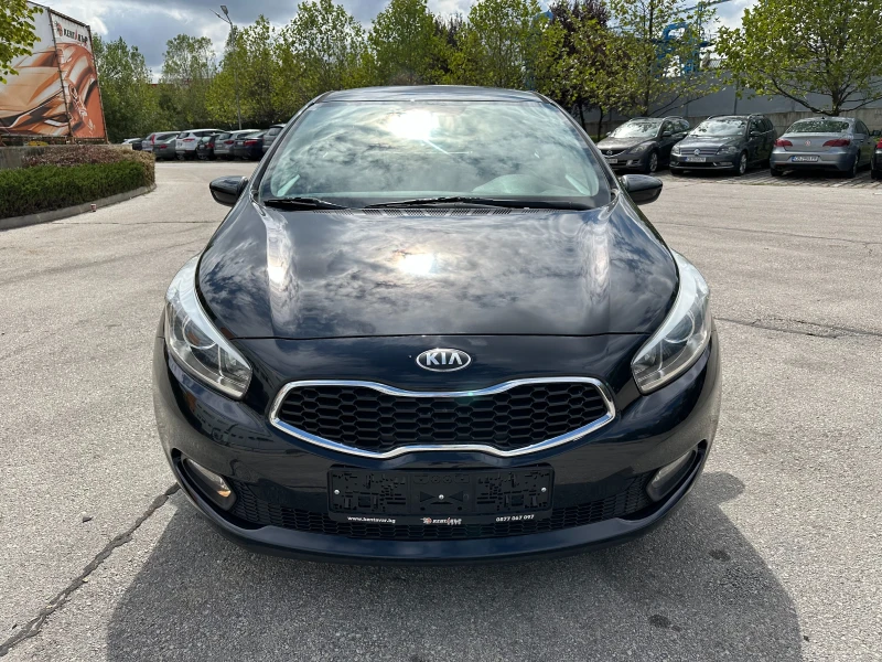 Kia Ceed 1.6 CRDi Style, снимка 7 - Автомобили и джипове - 47302540